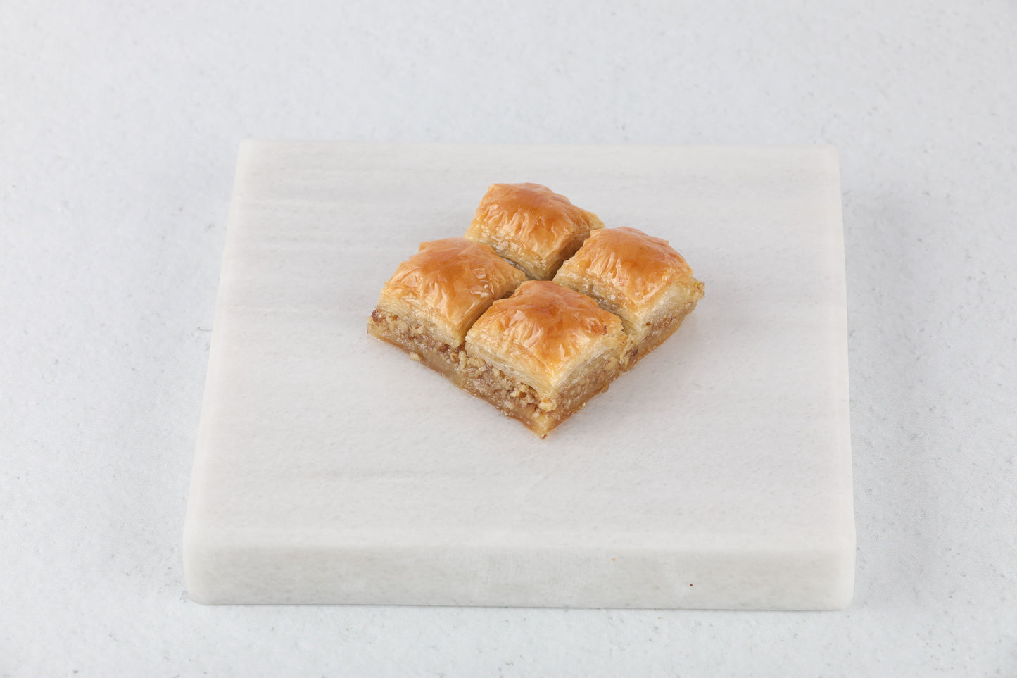 CLASSIC BAKLAWA WITH WALNUT